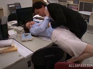Drawing Asian doll here a hot ass sucking a stranger's load of shit