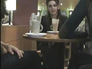 Мигание в кафе