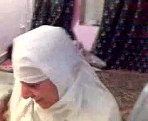 Le added to lover indien musulman oncle alors que les enregistrements Aunty